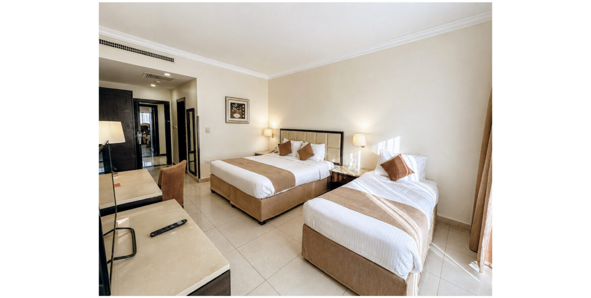 Triple Room-02